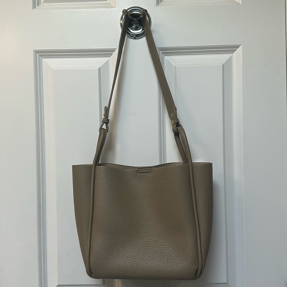 Elegant Taupe Leather Tote Bag